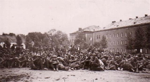 Радянські полонені в Stalag-328