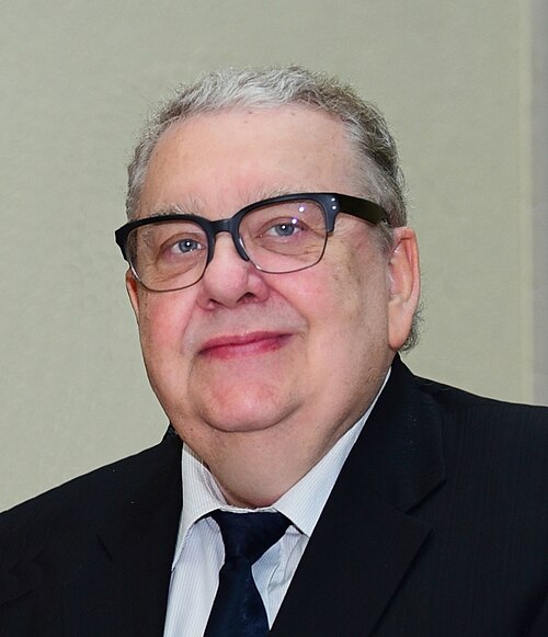 Роман Сенькусь